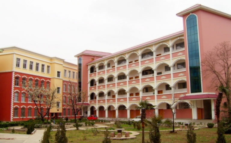 Primeira Escola Secundária de Nanquim
